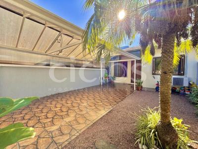 Casa para Venda, em Canoas, bairro Nossa Senhora das Graas, 3 dormitrios, 1 banheiro, 3 vagas